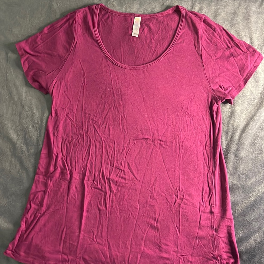 Lularoe t shirt